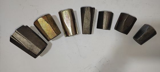 강도 HRC38-48 은 메트릭 스레드와 함께 확장 셸 로크 볼트